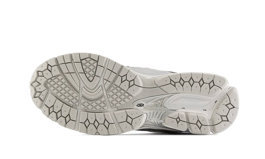 New Balance 1906D Protection Pack Silver Metallic - Image 5