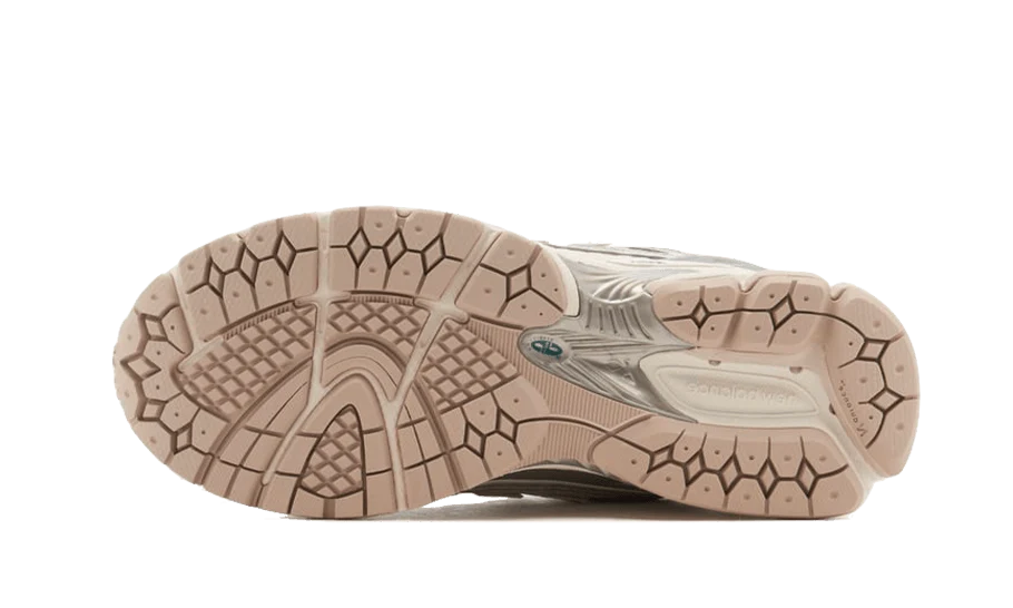 New Balance 1906R Silver Metallic Cream - Image 5