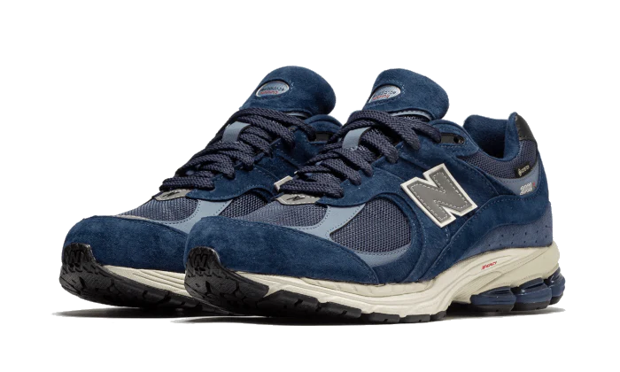 New Balance 2002R Gore-Tex Navy Arctic Grey - Image 2