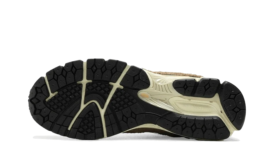 New Balance 2002R Mushroom Hazy Peach - Image 2