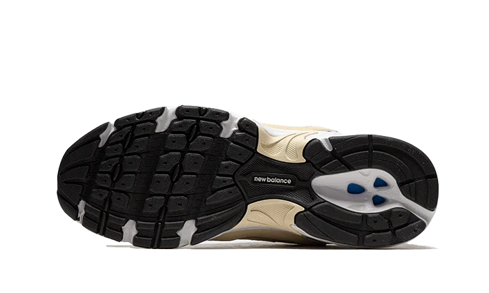 New Balance 530 Beige Aluminum - Image 3
