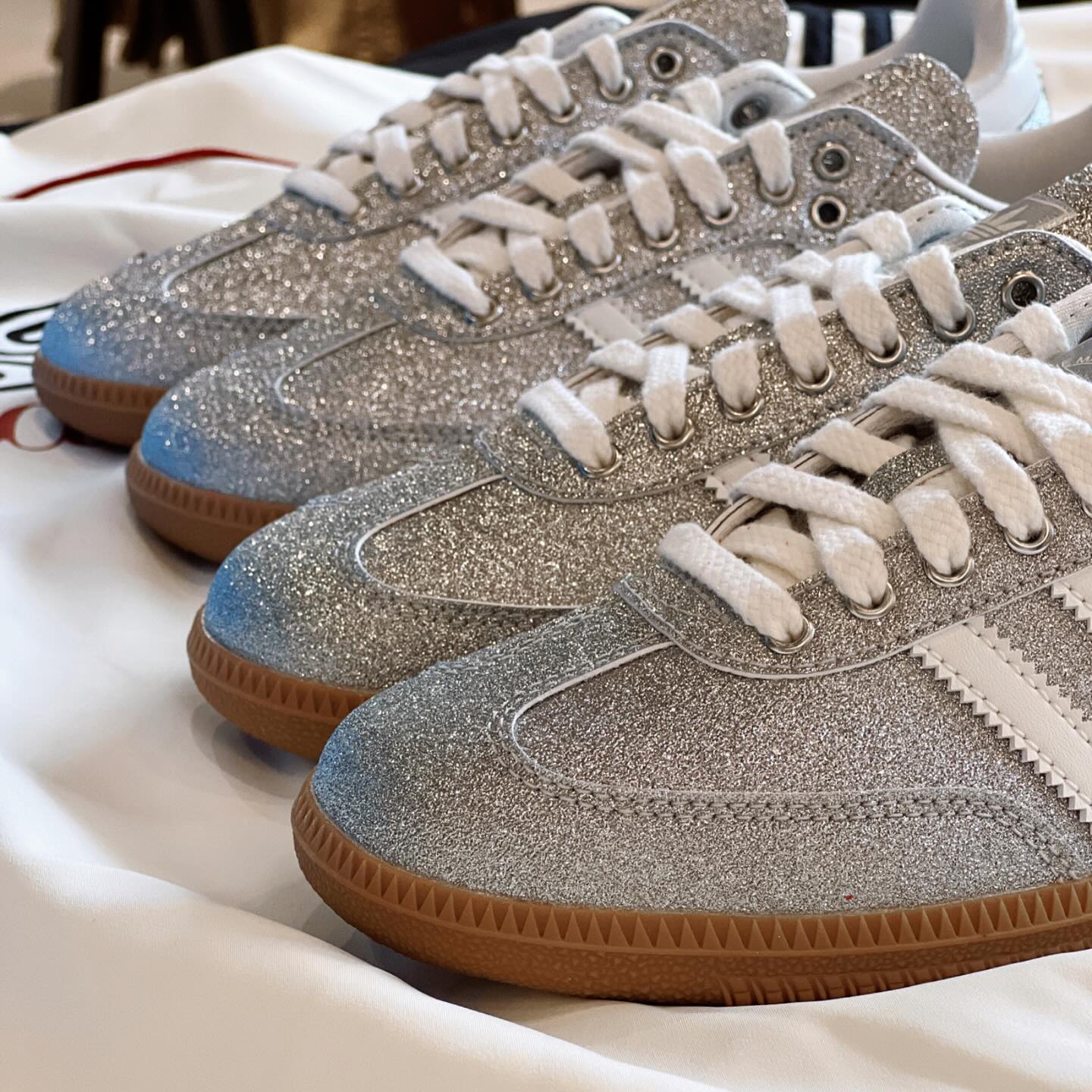 adidas Samba Shine Silver Metallic - Image 3
