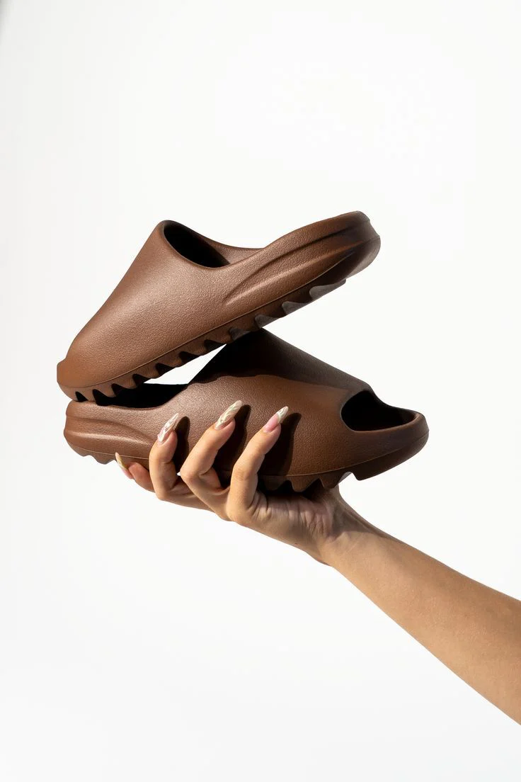 Adidas Yeezy Slide Flax - Image 3