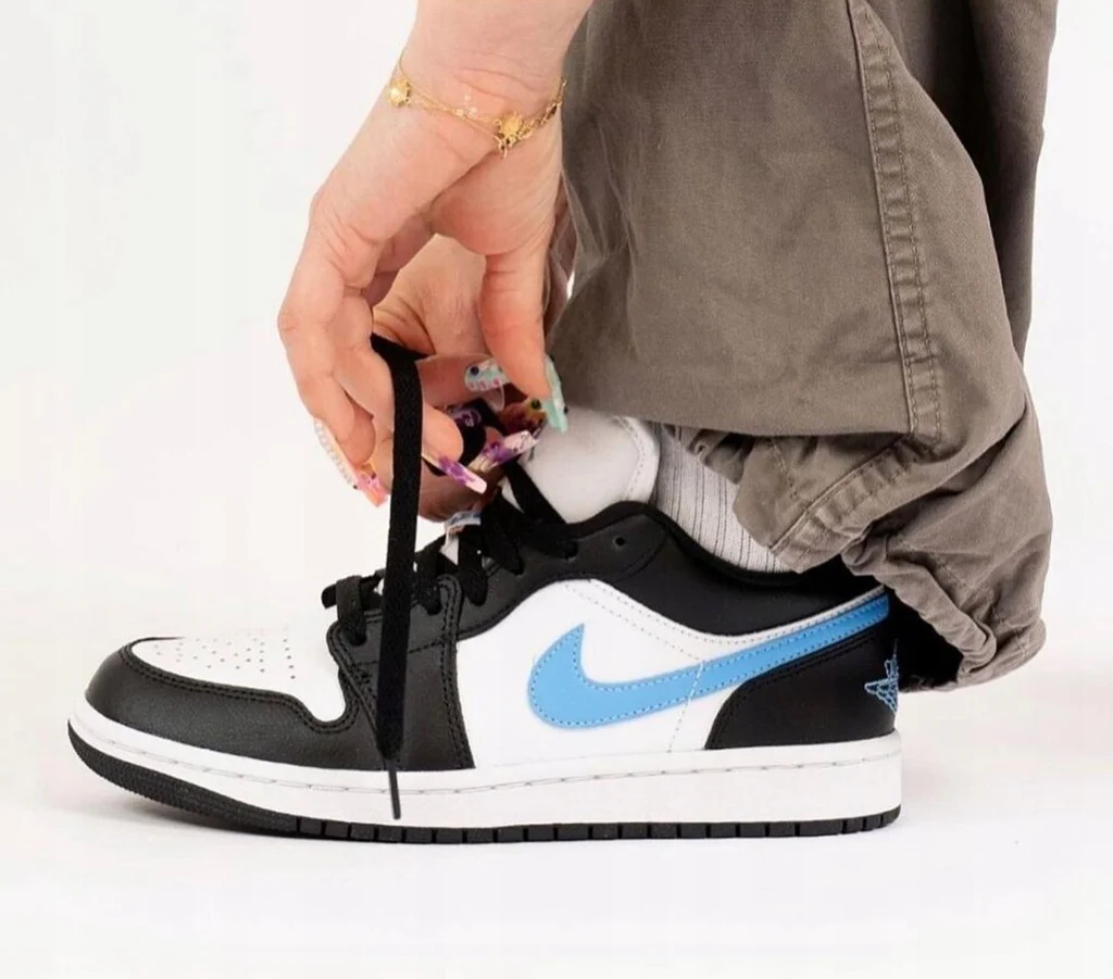 Air Jordan 1 Low Black University Blue - Image 3