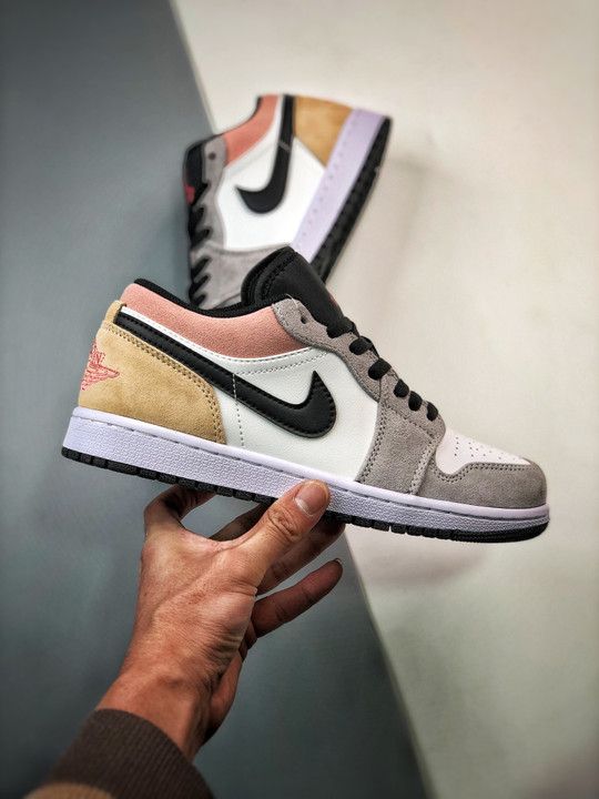 Air Jordan 1 Low Flight Club - Image 4
