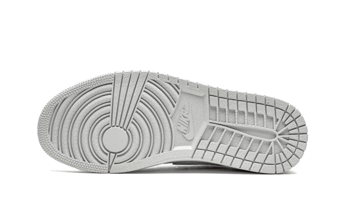 Air Jordan 1 Low OG Neutral Grey (2021) - Image 4