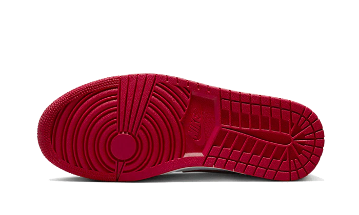 Air Jordan 1 Low Reverse Black Toe - Image 3