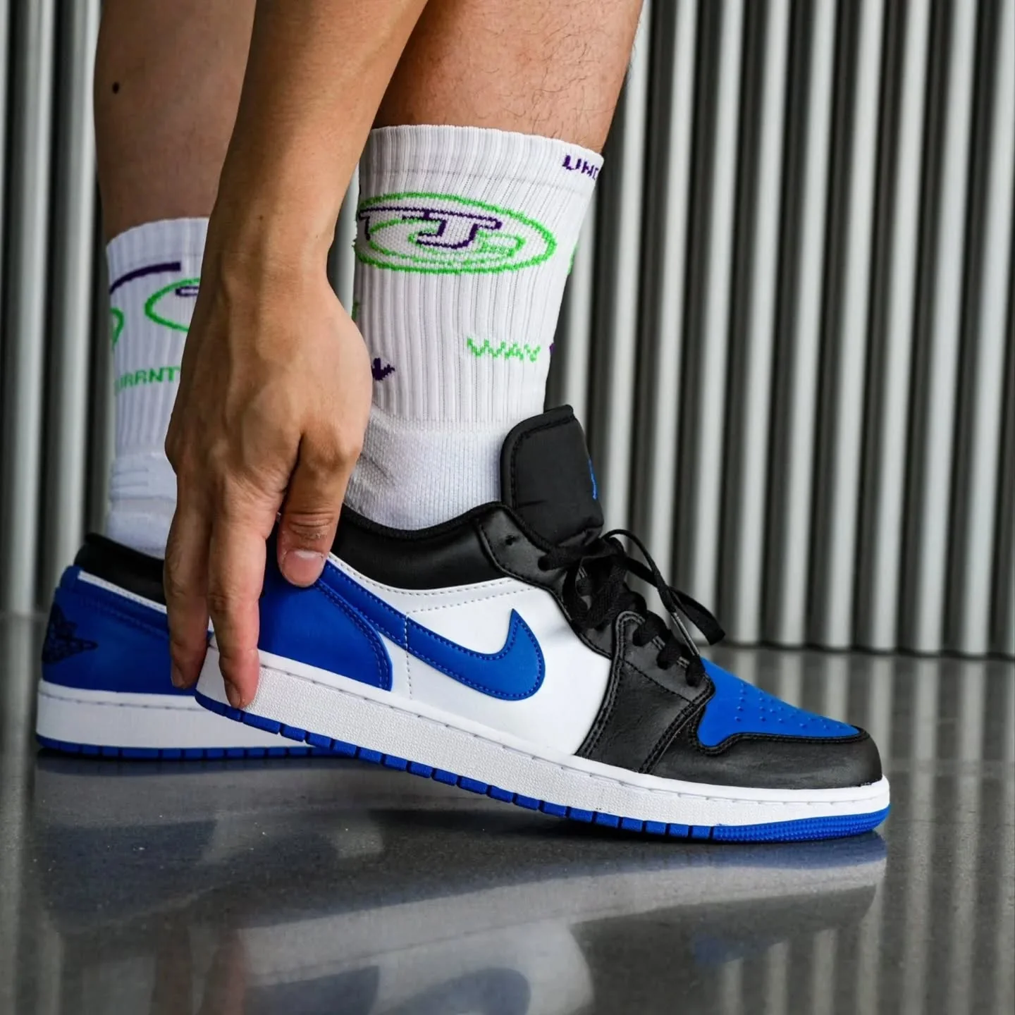 Air Jordan 1 Low Royal Toe - Image 4