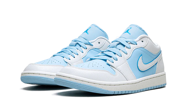 Air Jordan 1 Low SE Reverse Ice Blue - Image 2