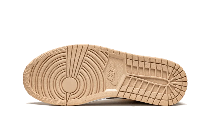 Air Jordan 1 Mid SE Particle Beige - Image 4