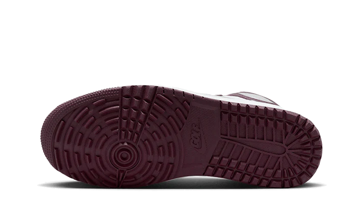Air Jordan 1 Retro High Golf Bordeaux - Image 3