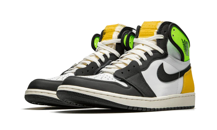 Air Jordan 1 Retro High OG Volt Gold - Image 2