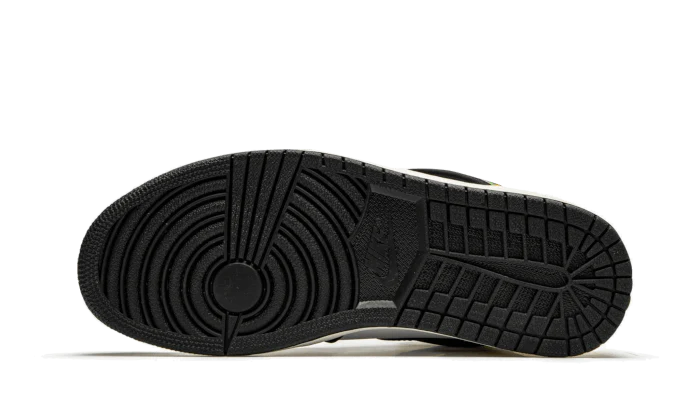 Air Jordan 1 Retro High OG Volt Gold - Image 4