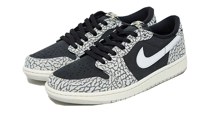Air Jordan 1 Retro Low OG Black Cement - Image 2