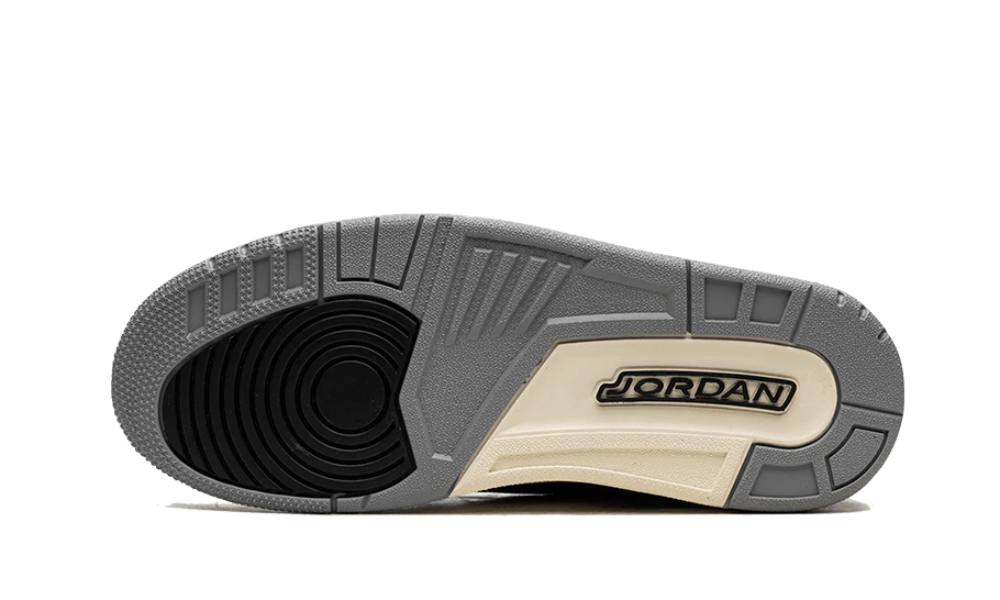 Air Jordan 3 Retro Off Noir - Image 4