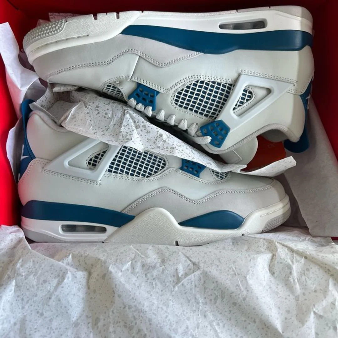 Air Jordan 4 Retro Military Blue (2024) - Image 5