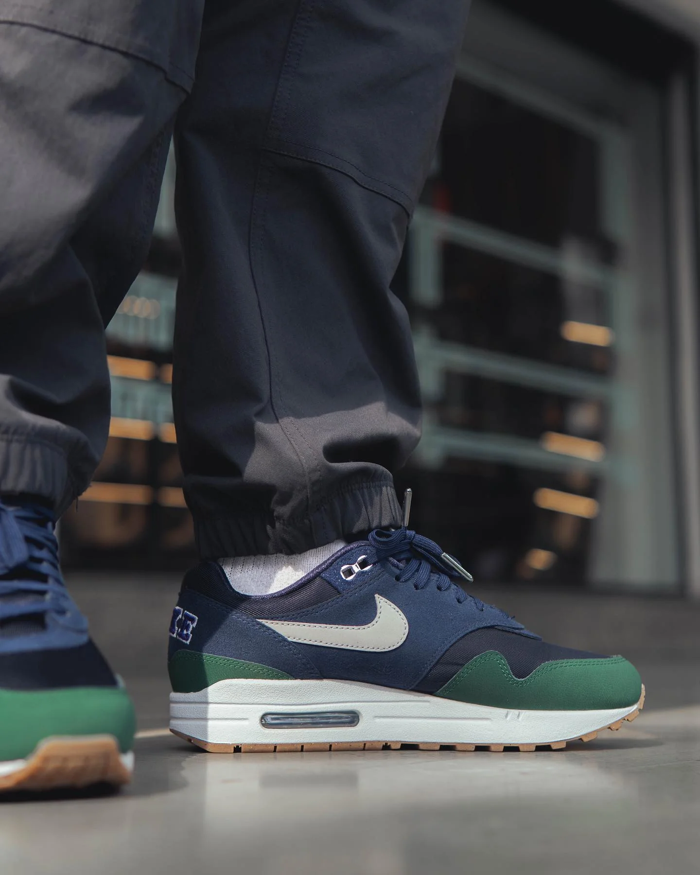 Nike Air Max 1 ‘87 QS Obsidian - Image 2