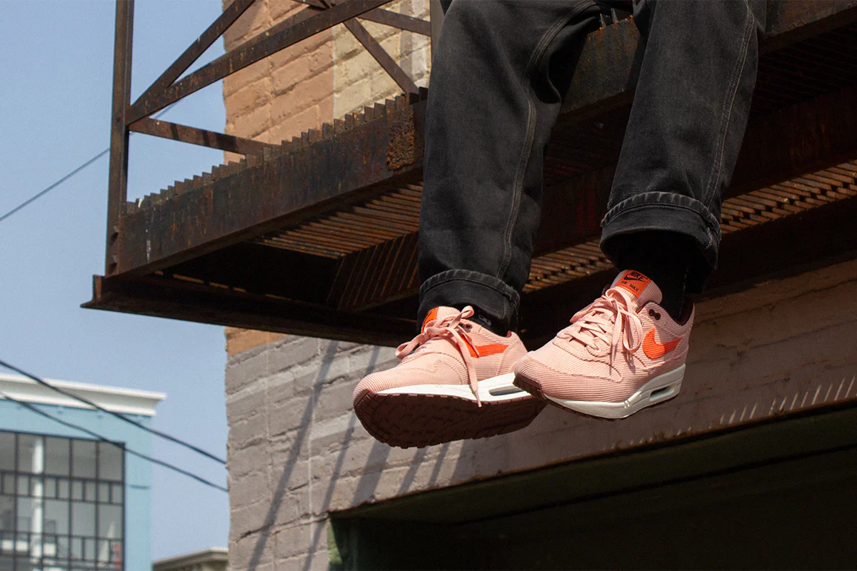 Nike Air Max 1 PRM Corduroy Coral Stardust - Image 2