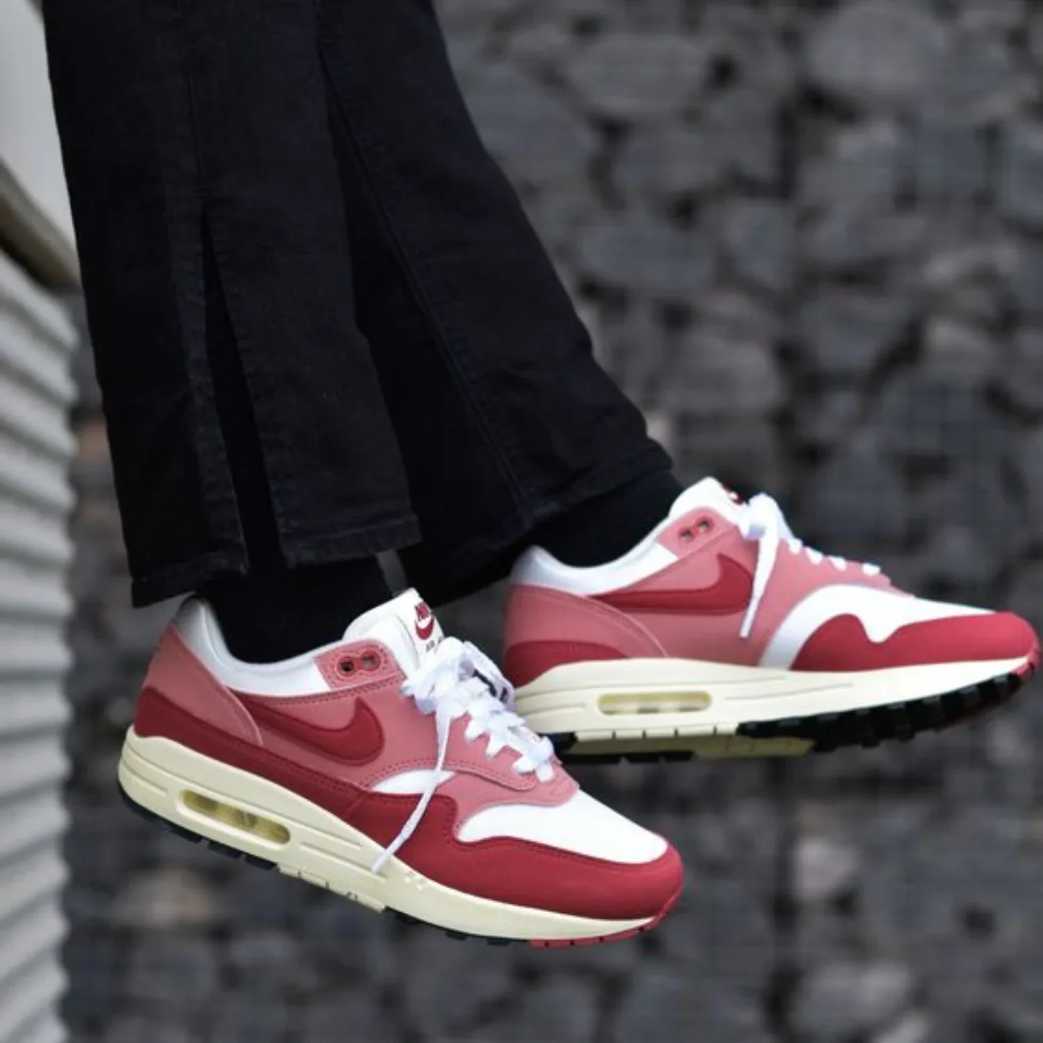 Nike Air Max 1 Red Stardust - Image 2