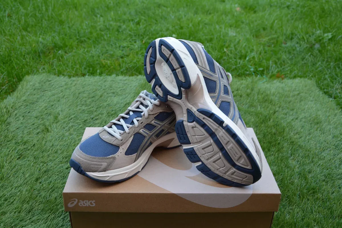 ASICS Gel-1130 Tarmac Mink - Image 2