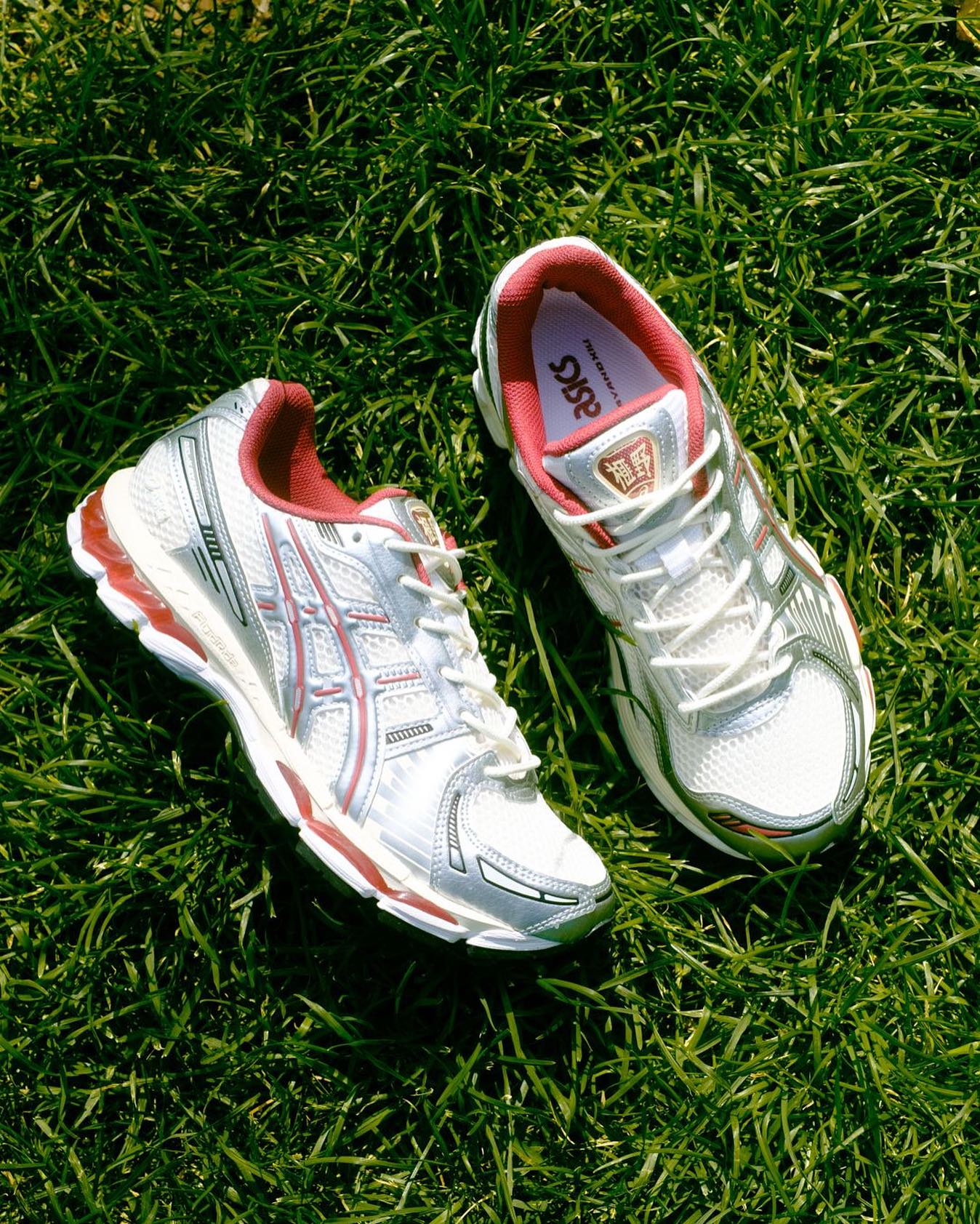 ASICS Gel-Kayano 12.1 Silver Burgundy - Image 2