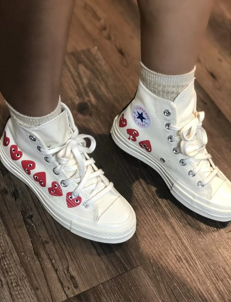 Converse Chuck Taylor All Star 70 Hi Comme des Garcons PLAY Multi-Heart White - Image 2