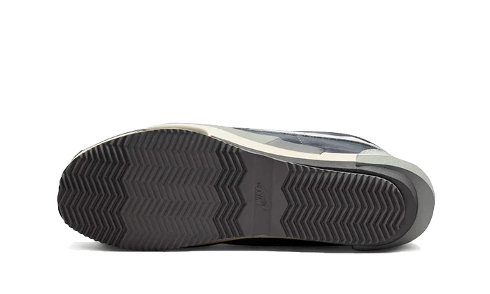 Nike Cortez 4.0 Sacai Iron Grey - Image 3