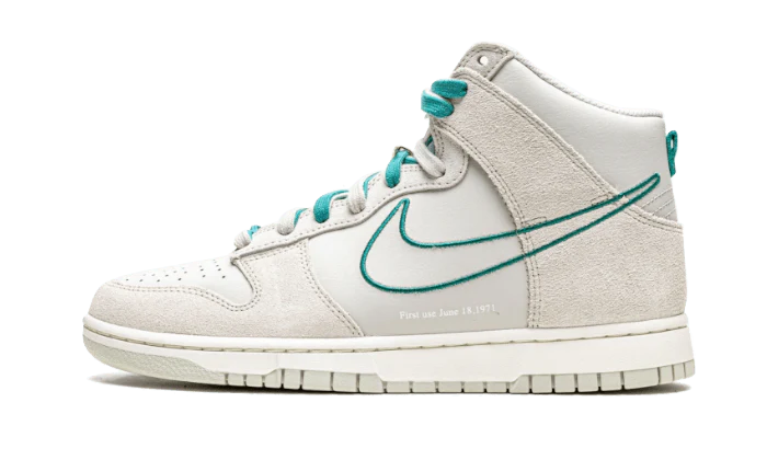 Nike Dunk High First Use Light Bone Green Noise