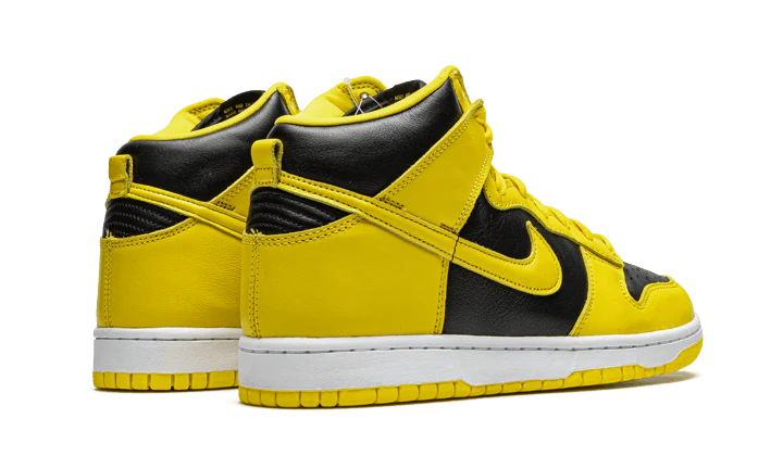 Nike Dunk High Varsity Maize - Image 3