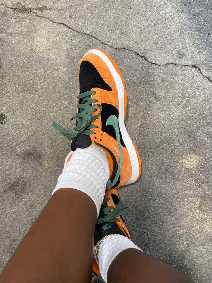 Nike Dunk Low Ceramic (2020) - Image 2