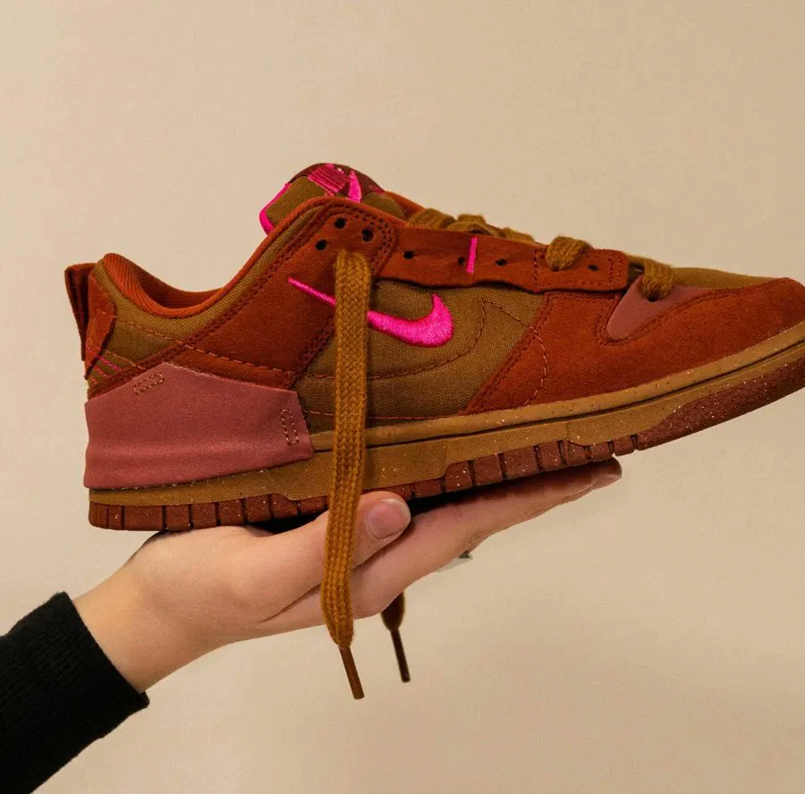 Nike Dunk Low Disrupt 2 Desert Bronze - Image 2