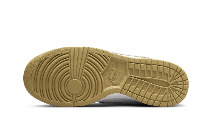 Nike Dunk Low Essential Paisley Pack Barley - Image 4