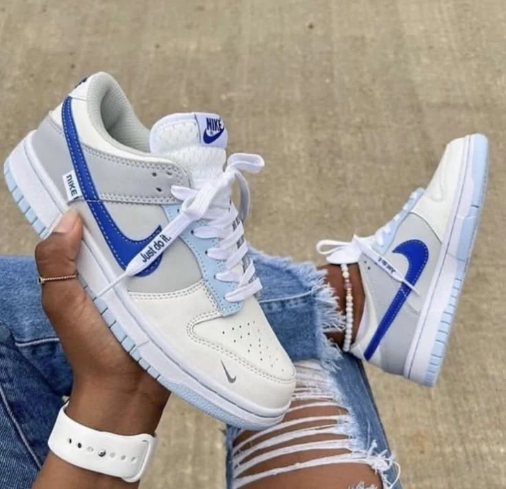 Nike Dunk Low Ivory Hyper Royal - Image 2