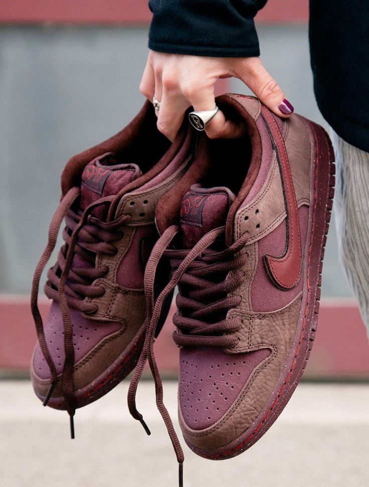 Nike Dunk Low Premium Burgundy Crush - Image 2