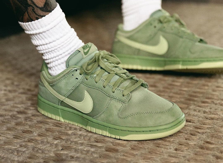 Nike Dunk Low Premium Oil Green - Image 2