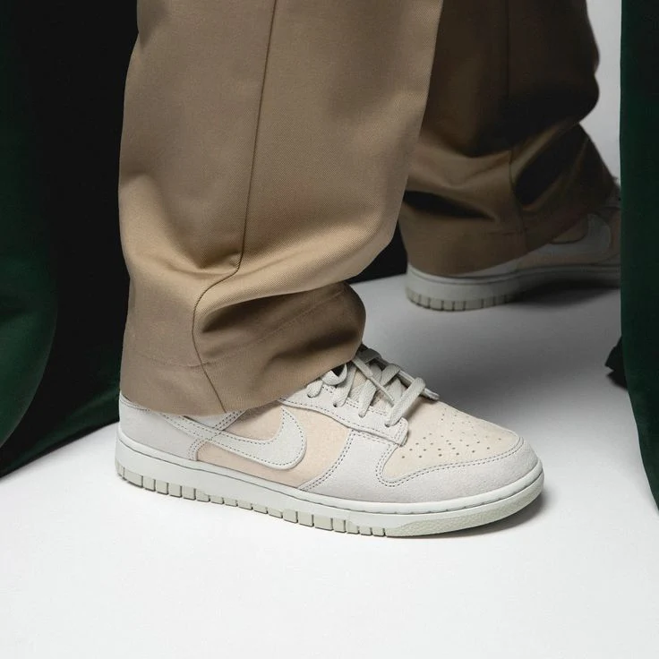 Nike Dunk Low Premium Vast Grey - Image 2