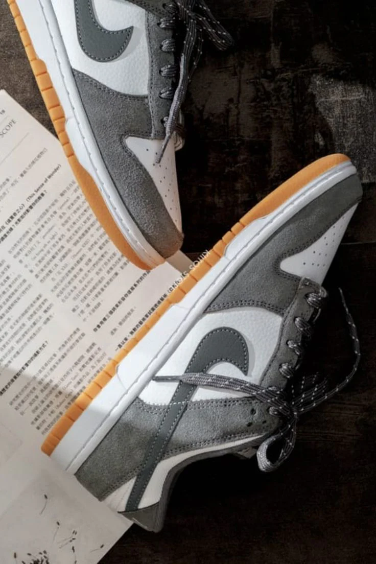 Nike Dunk Low Reflective Grey - Image 2