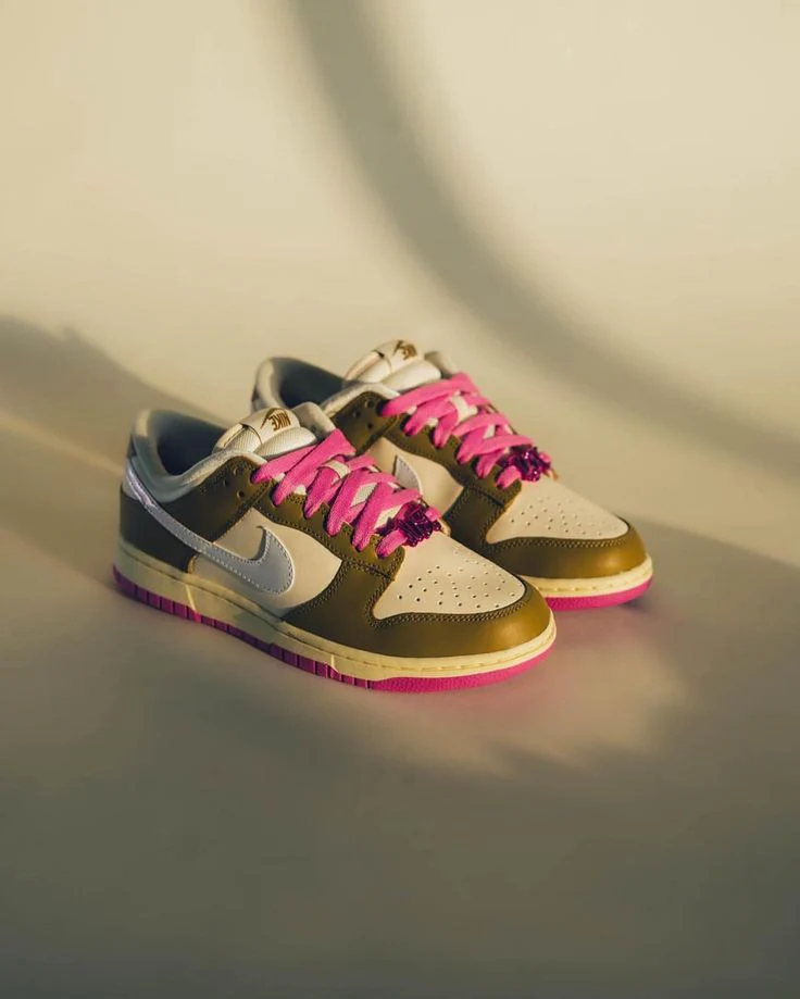 Nike Dunk Low SE Bronzine Pink - Image 2