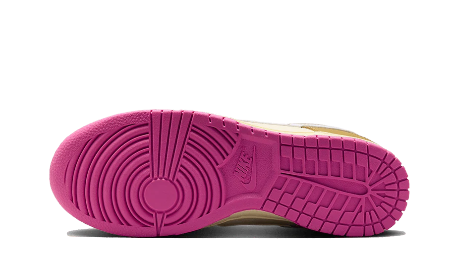 Nike Dunk Low SE Bronzine Pink - Image 4