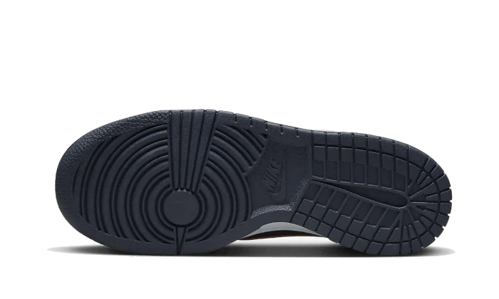 Nike Dunk Low SE Copper Swoosh - Image 4