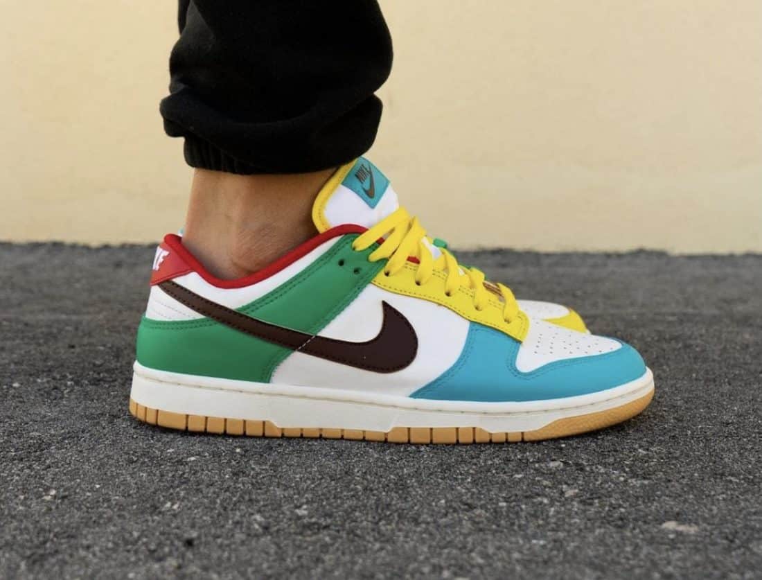 Nike Dunk Low SE Free 99 Pack White - Image 2
