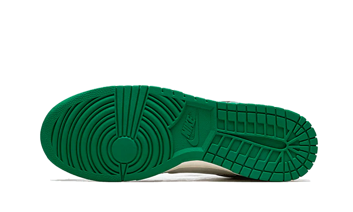 Nike Dunk Low SE Lottery Green Pale Ivory - Image 4