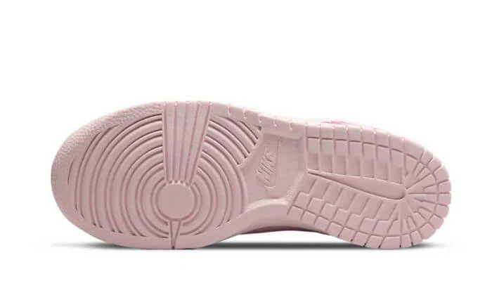 Nike Dunk Low SE Prism Pink - Image 4