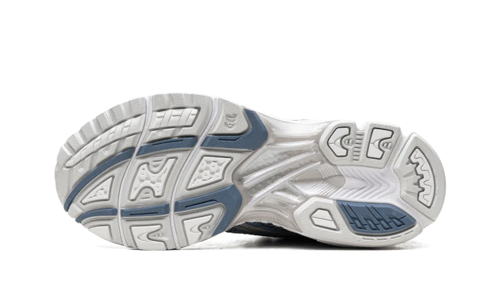 ASICS Gel-Kayano 14 Glacier Grey - Image 4