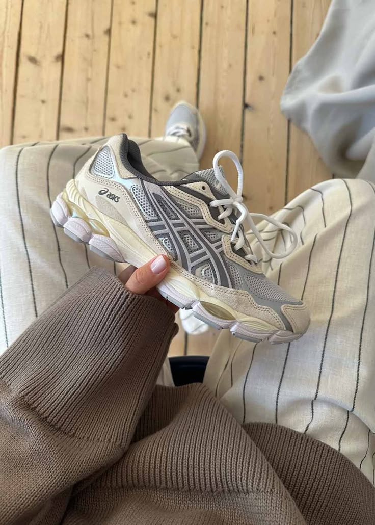 ASICS Gel-NYC Oatmeal - Image 3