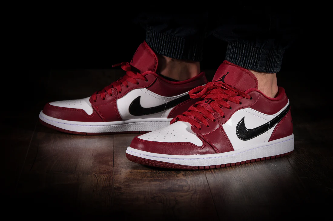 Jordan 1 Low Noble Red - Image 5
