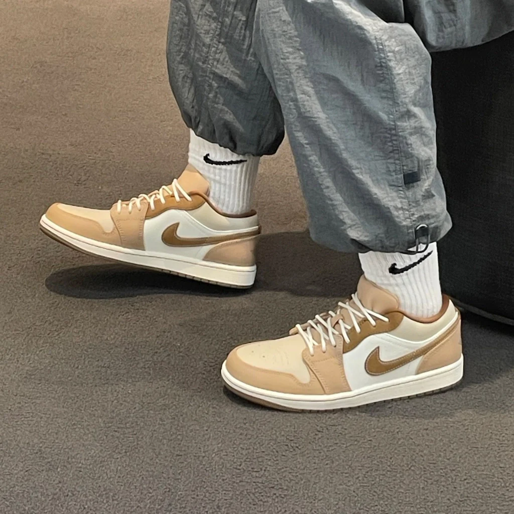 Jordan 1 Low SE Hemp Light British Tan - Image 2