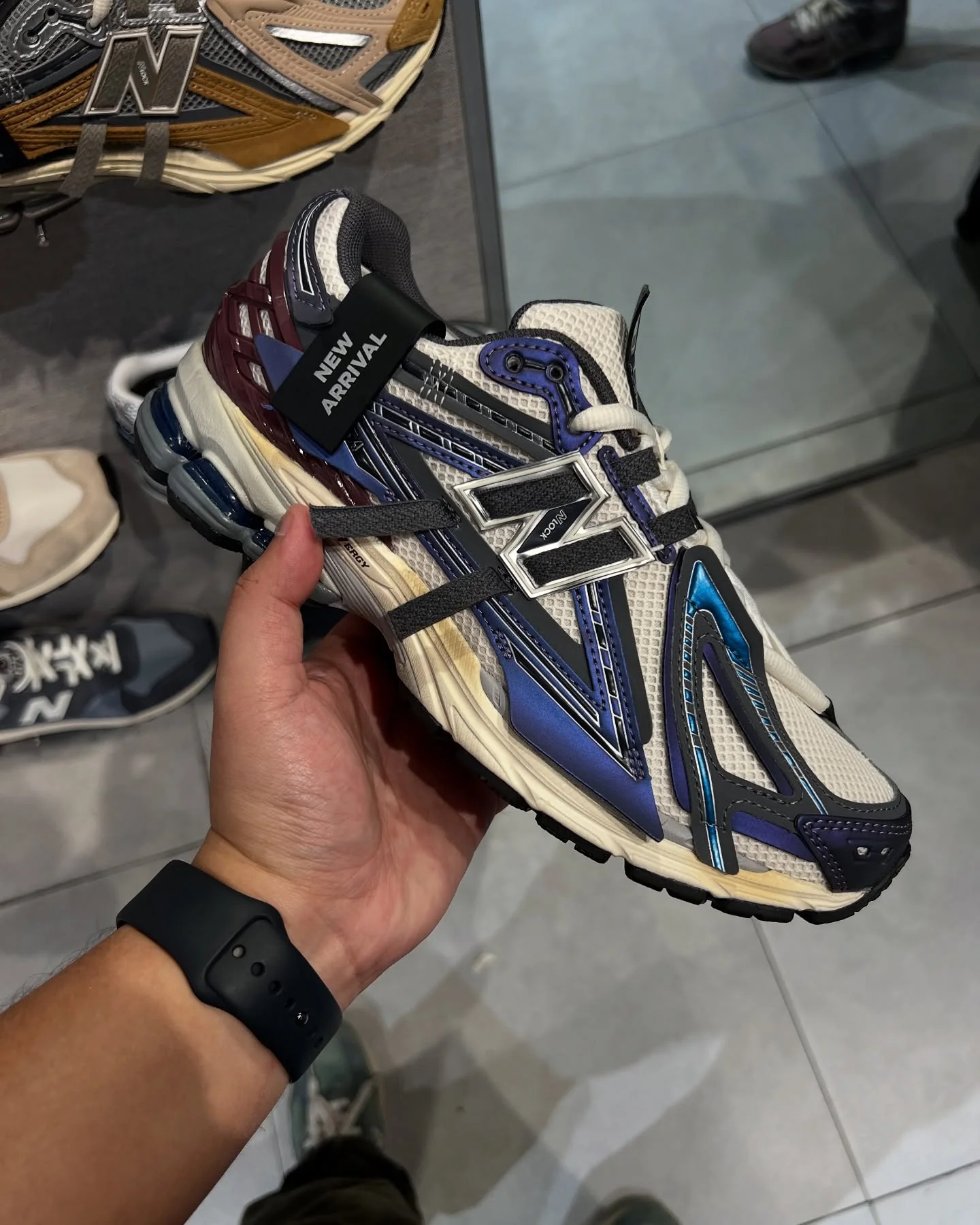 New Balance 1906A Inkwell Sea Salt - Image 2