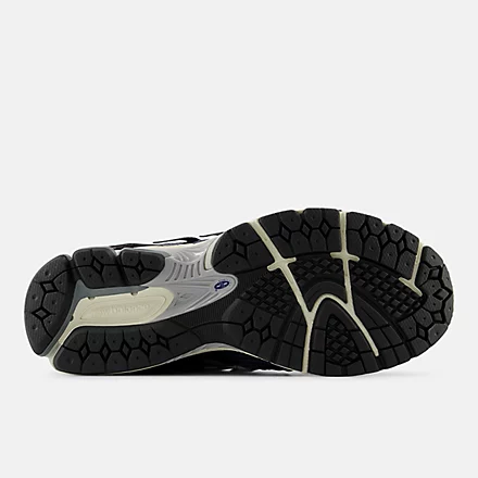 New Balance 1906A Inkwell Sea Salt - Image 7