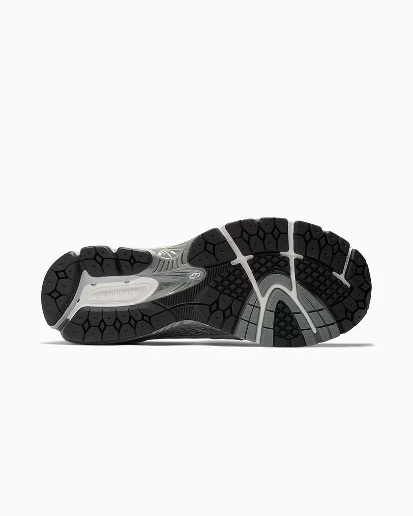 New Balance 1906L Raincloud - Image 7